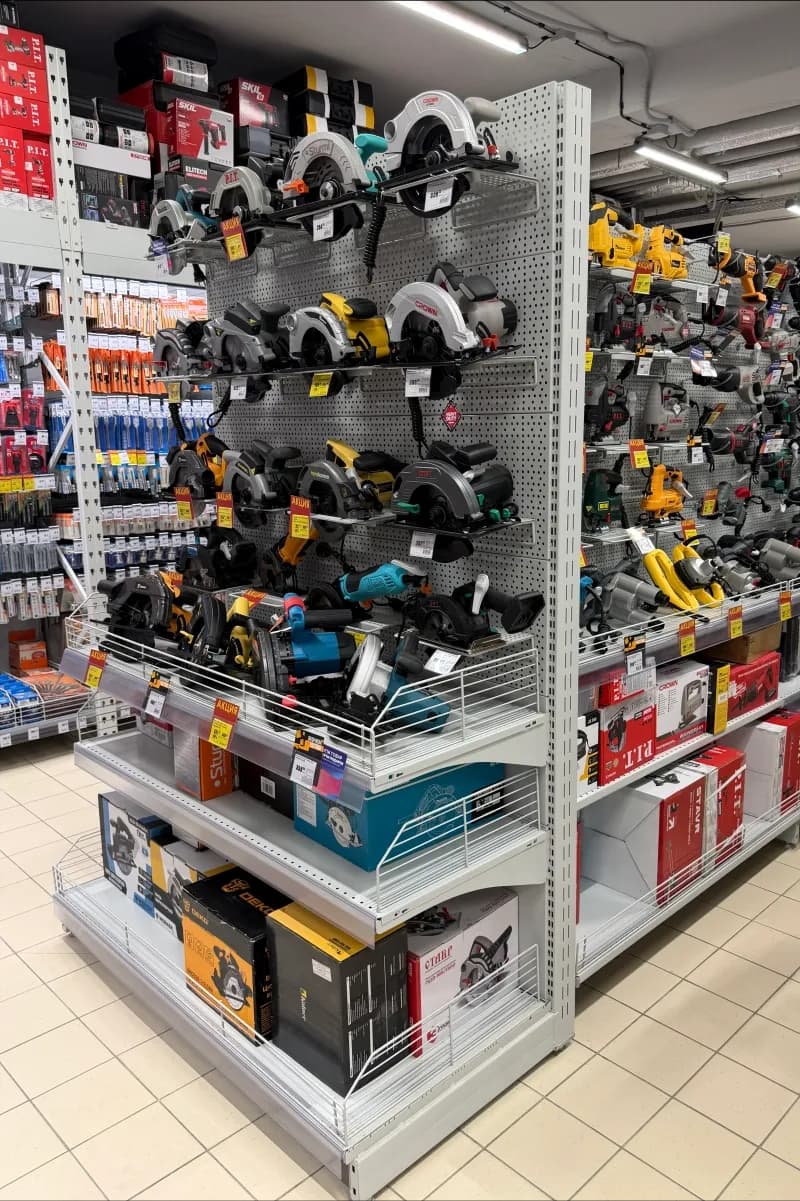 Ticarət rəfləri və aksesuarlar
